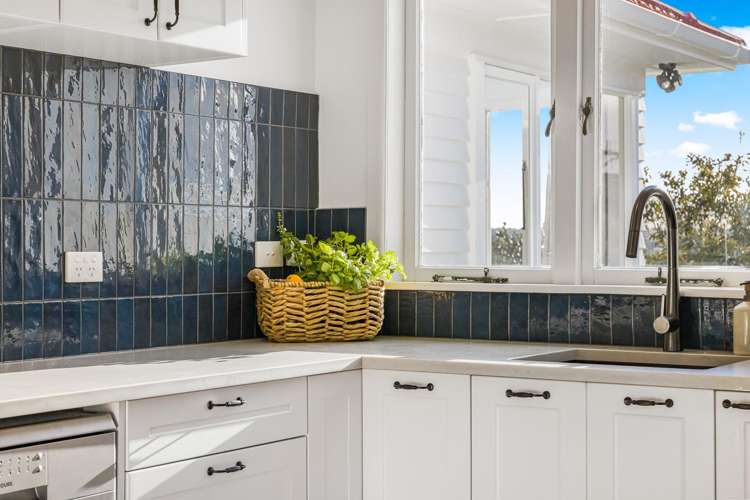 1/150 East Coast Road Forrest Hill_13