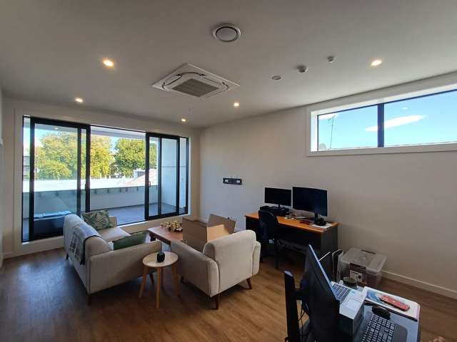 206/64 Dickens Street City Centre_2
