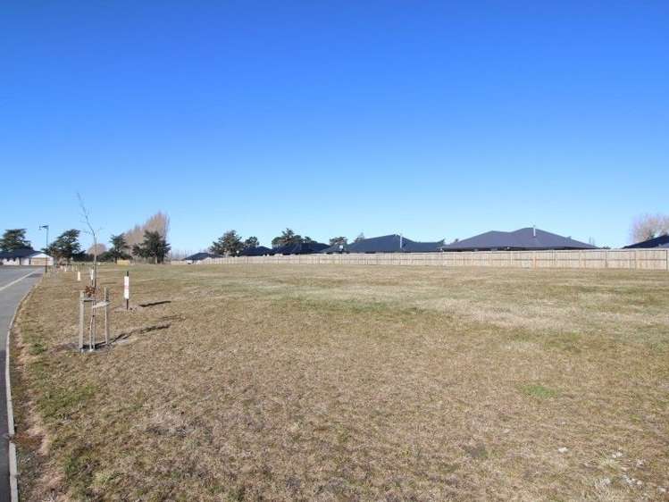 32 Magnolia Drive Netherby_7