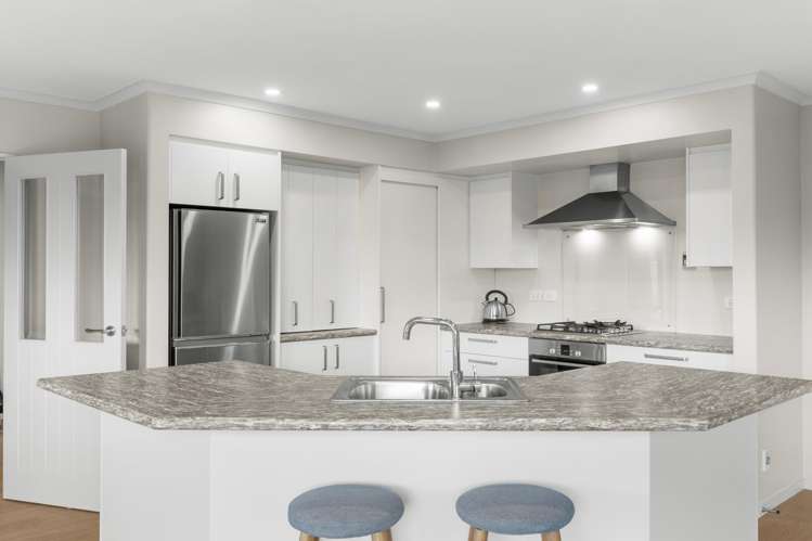 31 Eaglesome Avenue_2