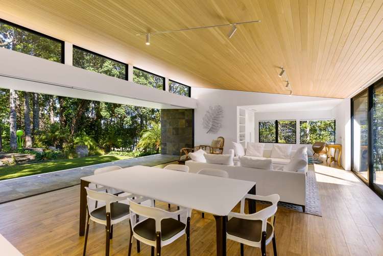 34 Arapito Road Titirangi_7