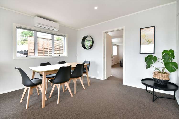 18a Hand Road Helensville_12