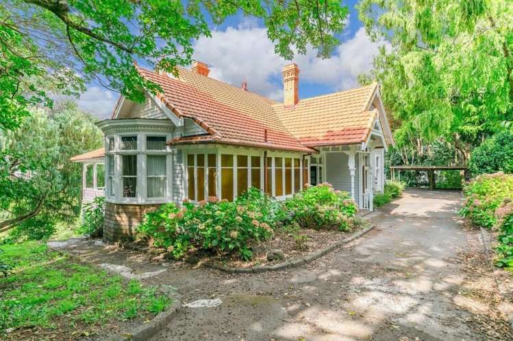 74 & 76 Gillies Avenue_0