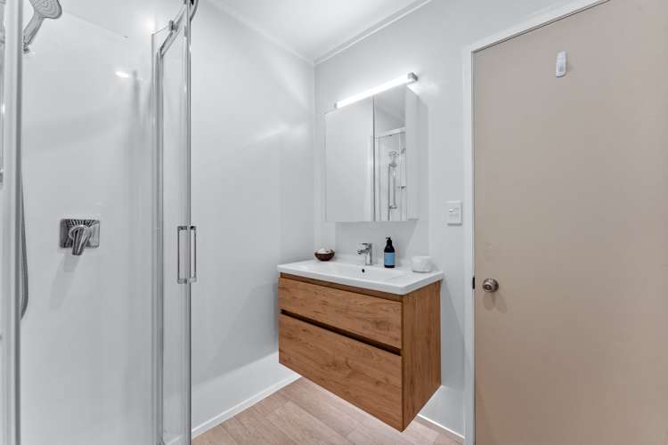 94 Glencoe Road Browns Bay_16