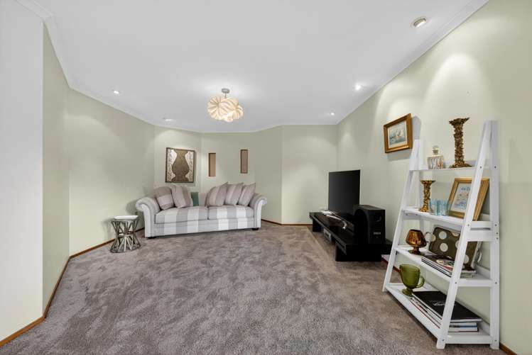 76 Fairway Drive Shirley_8