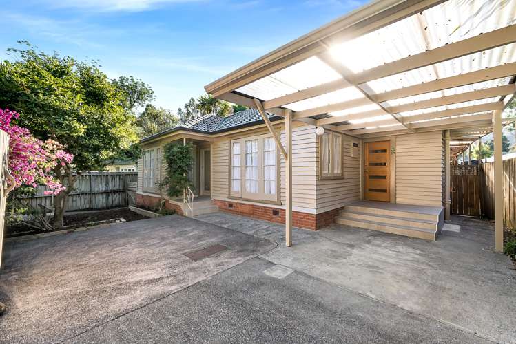 27 Hollywood Avenue Titirangi_17