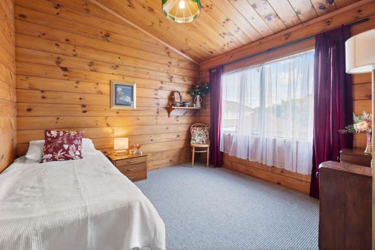 31 Clark Road Pahurehure_7