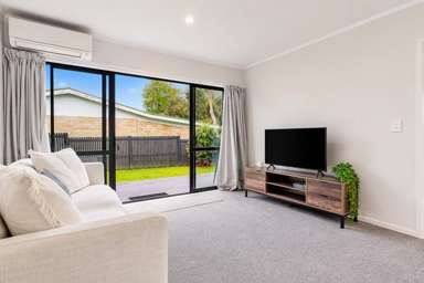 4a Somme Crescent_4