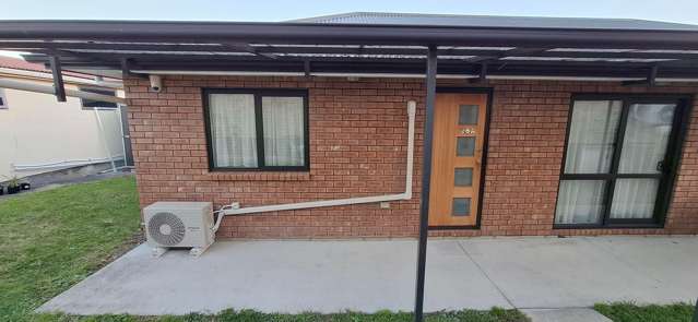 Stylish 2-Bed Unit in Papatoetoe