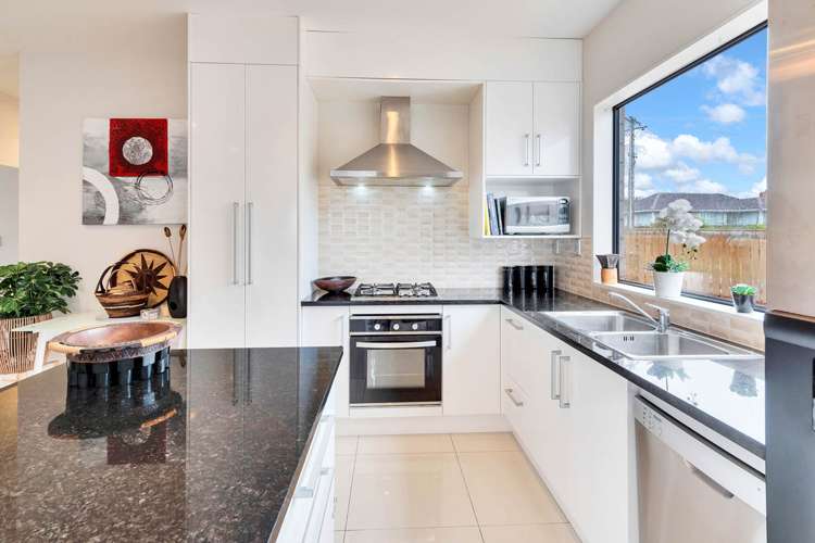 17 Clendon Place Manurewa_8