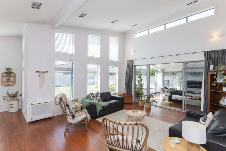 2 Fisher Place Lytton West_4