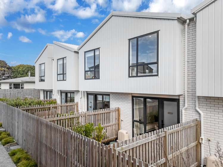 4/29 Normandy Place Henderson_38