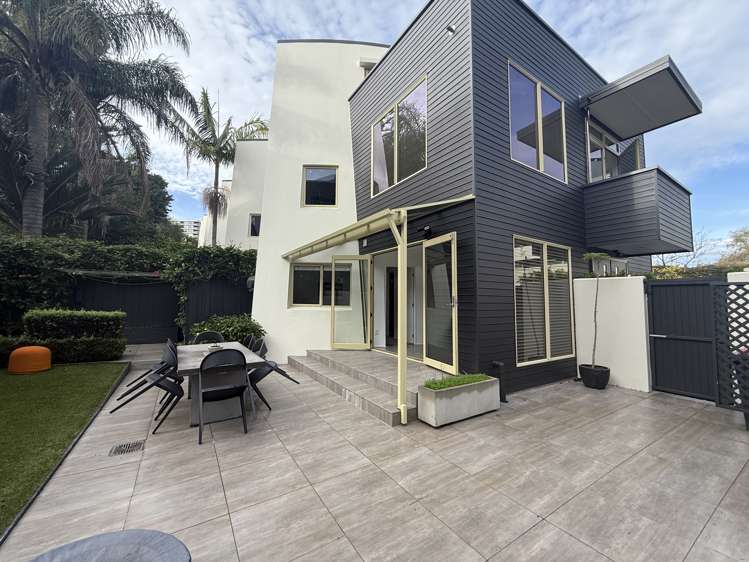 2/23 Napier Street Freemans Bay_22