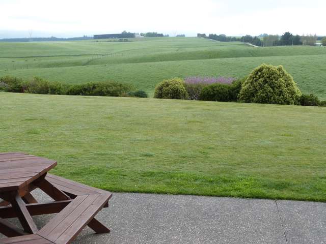 461 Cross Road Pebbly Hill_2