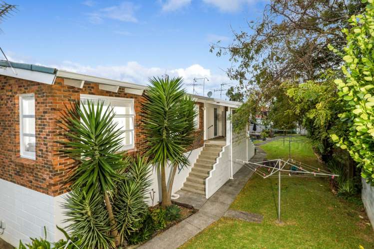 5/10 Blomfield Spa Takapuna_15