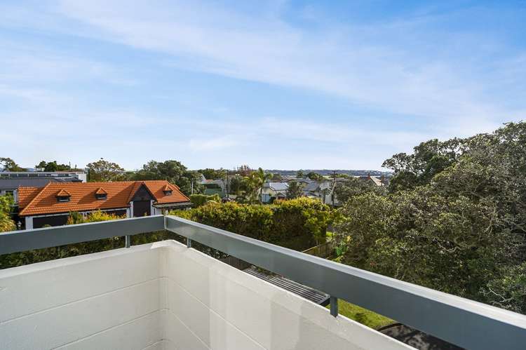 7/25 Stanley Point Road Stanley Point_10