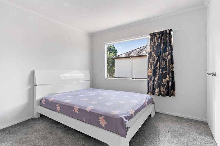 25 Speyside Crescent Flat Bush_19