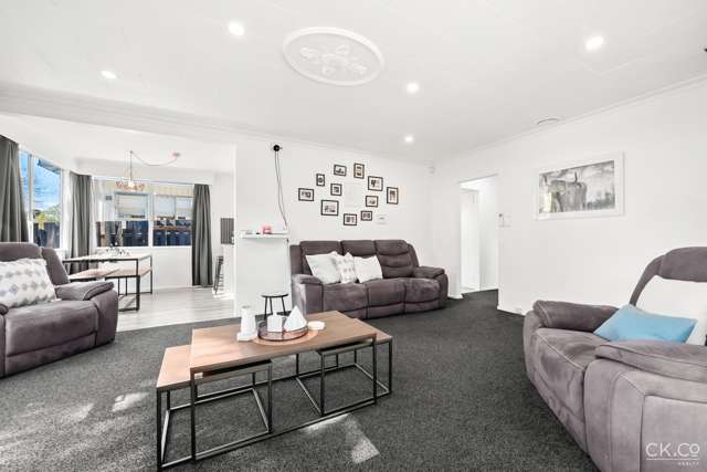 34 California Drive Totara Park_3