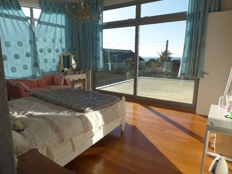 276 Lake Road Hauraki_11