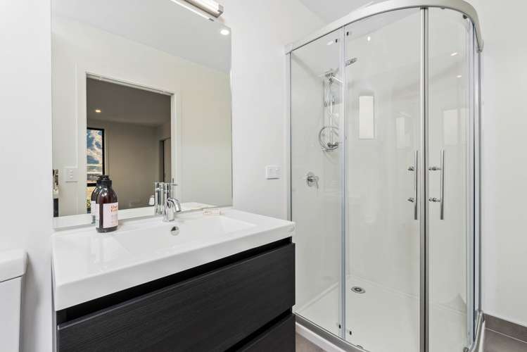 18 Huxley Place Dalefield/Wakatipu Basin_8