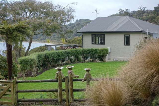 349 Back Road Stewart Island/Rakiura_1