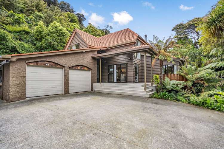 5 Lady Bell Grove Lowry Bay_6