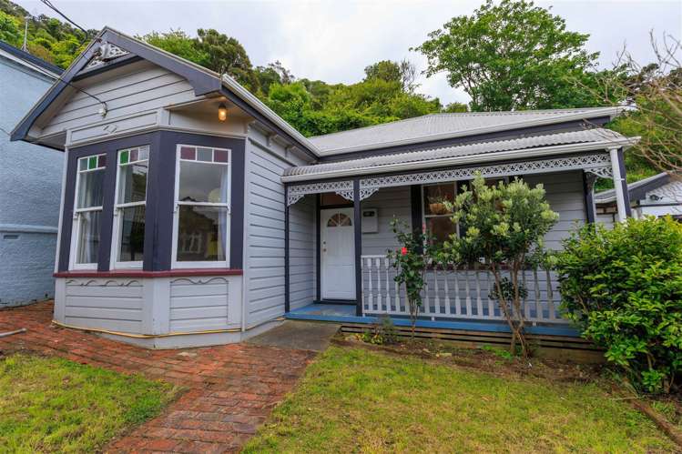 22 Reuben Avenue Brooklyn_10