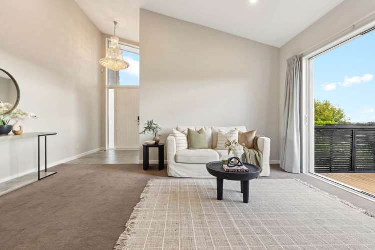 16 Knoll Rise Pukekohe_3