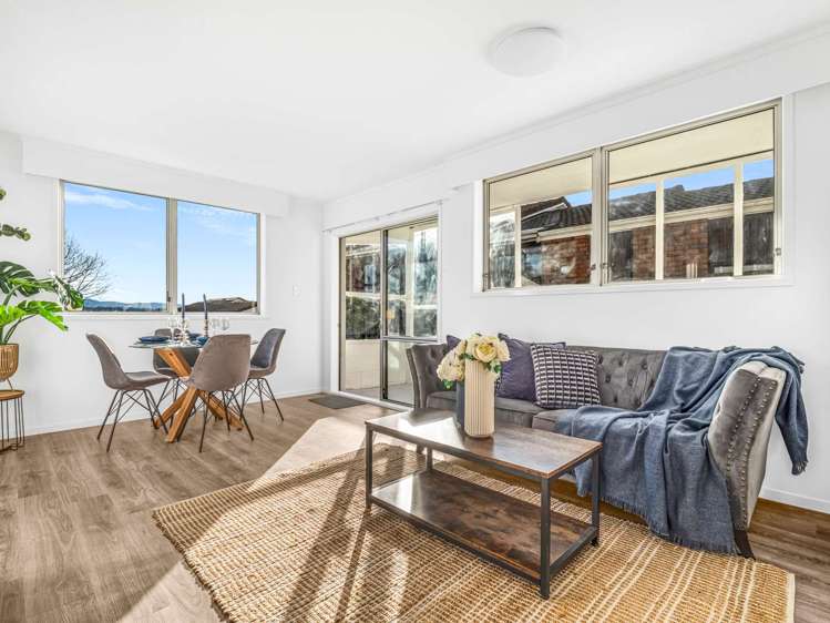 2/485 Blockhouse Bay Road_1