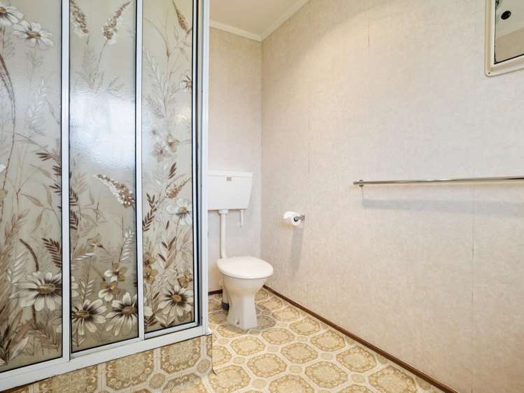 327 Hukanui Road Queenwood_13