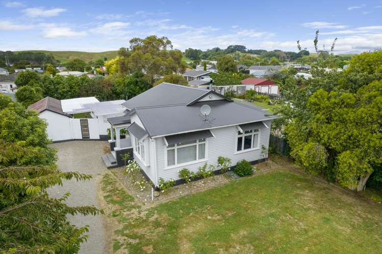 203 Main Street Pahiatua_15