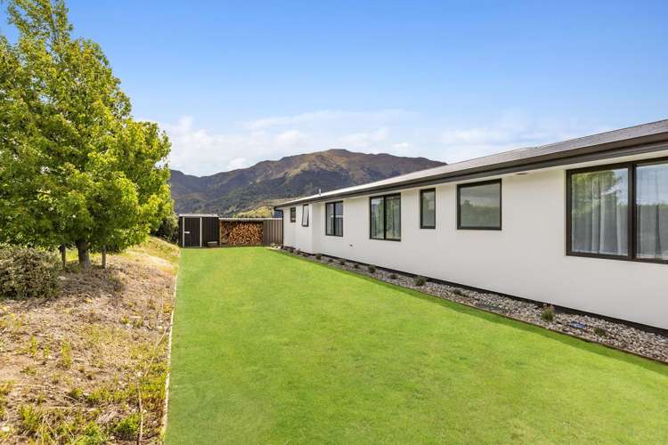 9 Isthmus Place Lake Hawea_30