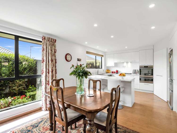 8 Stable Way Belfast_6