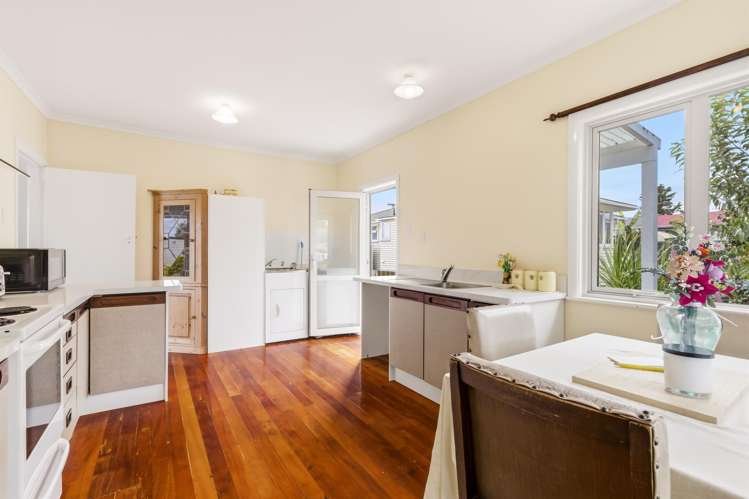 1&2/19 Rawhiti Street Taupo_9