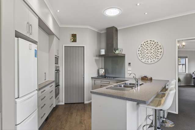 2 Oakwood Drive Highlands Park_3