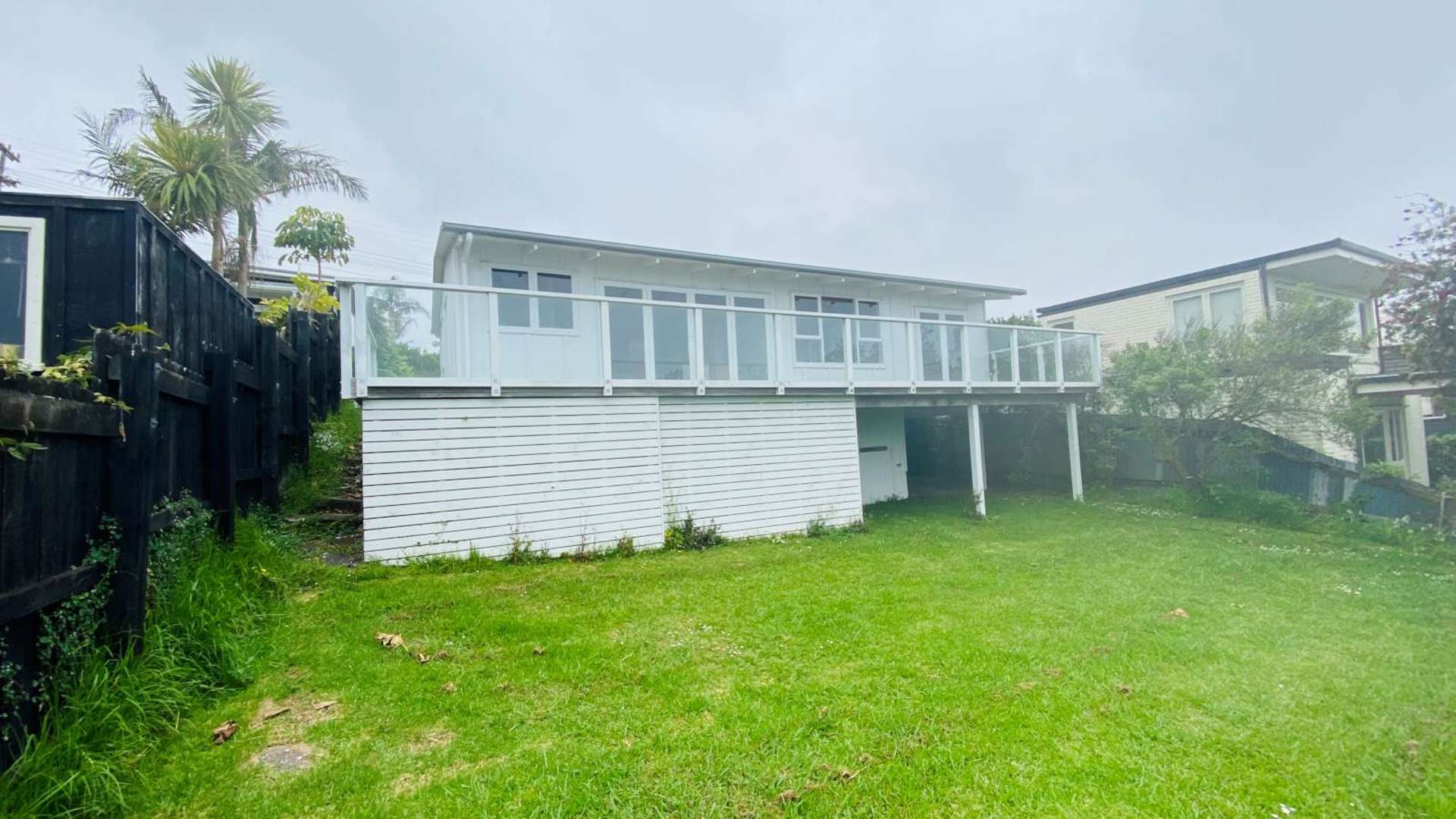 10 Joydon Place Stanmore Bay_0