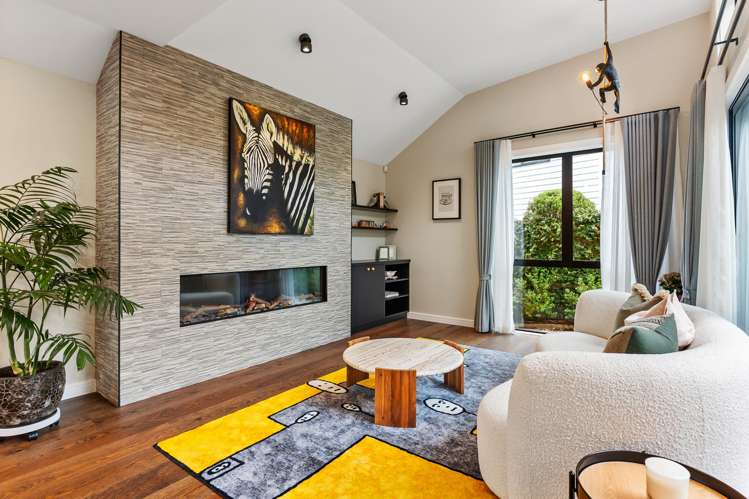 20c Beach Road Castor Bay_10