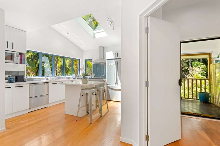 56 Wood Bay Road Titirangi_23