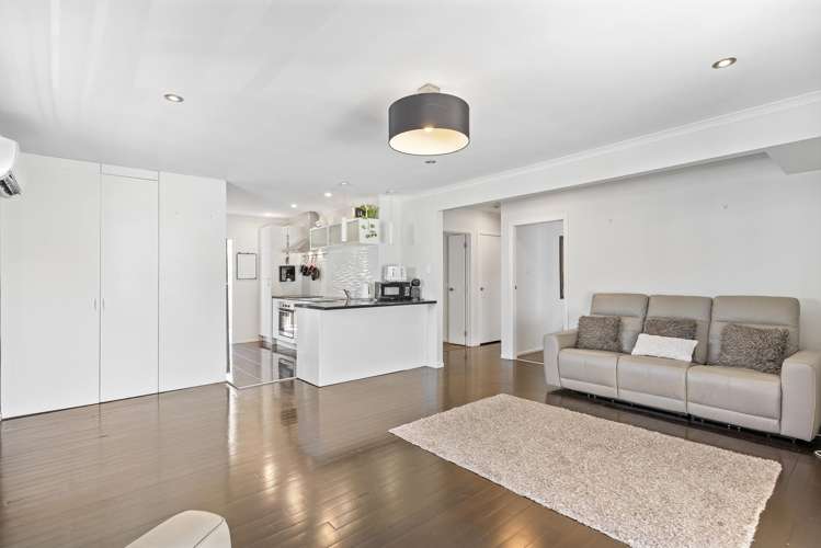 72 Glen Road Ranui_11