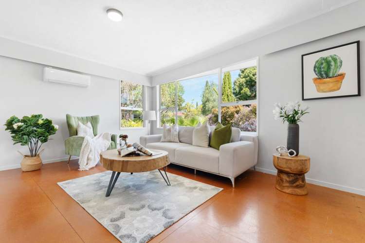 67 Riverpark Crescent Henderson_17