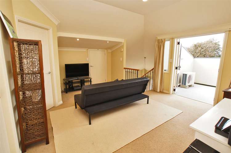 2a/11 London Street Hamilton Central_14