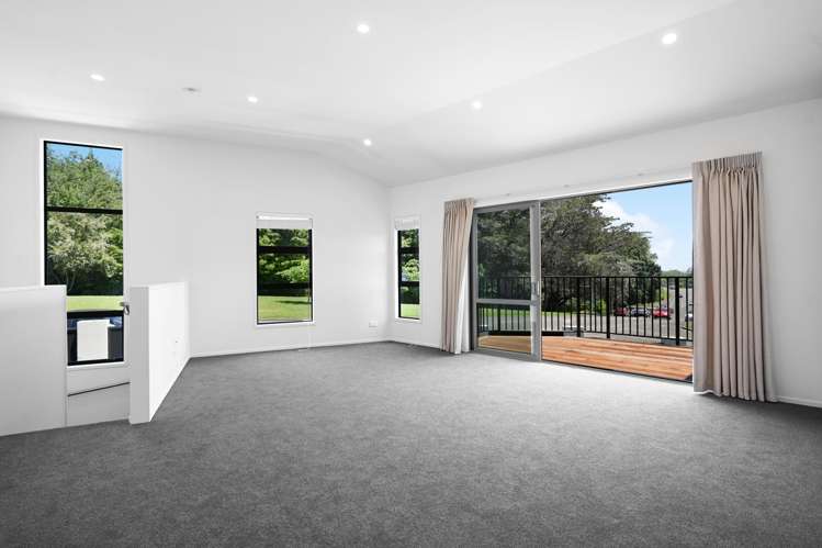 1/6 Ruakiwi Road Hamilton Lake_3