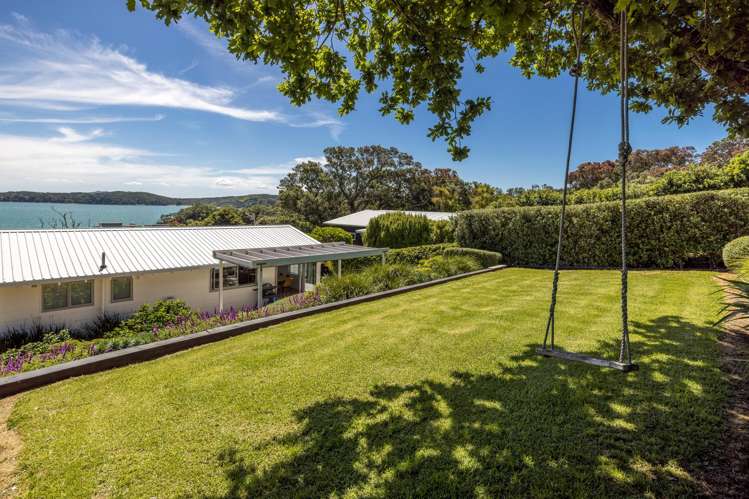 45 Kennedy Point Road Surfdale_16