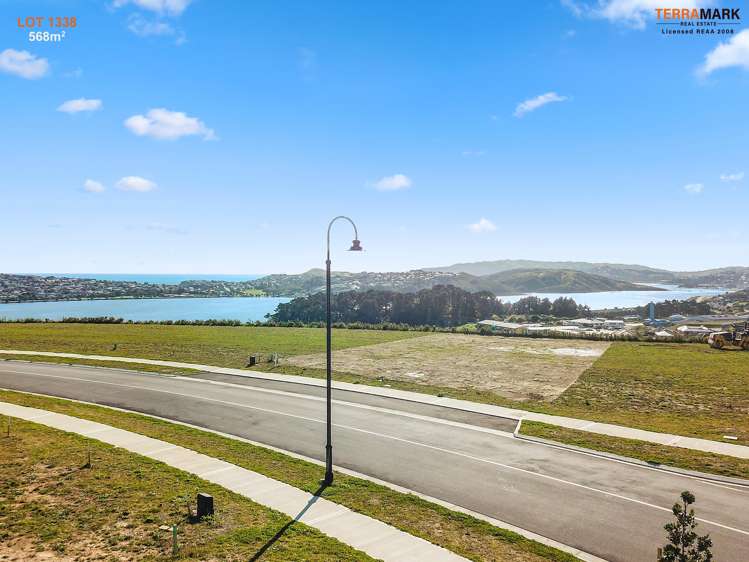 65 Queen Charlotte Drive Aotea_10