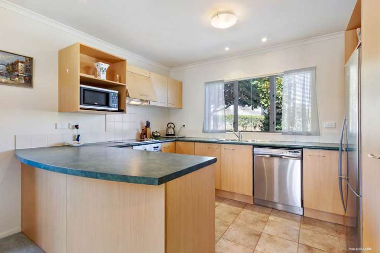 3 Pitfire Place Blockhouse Bay_2