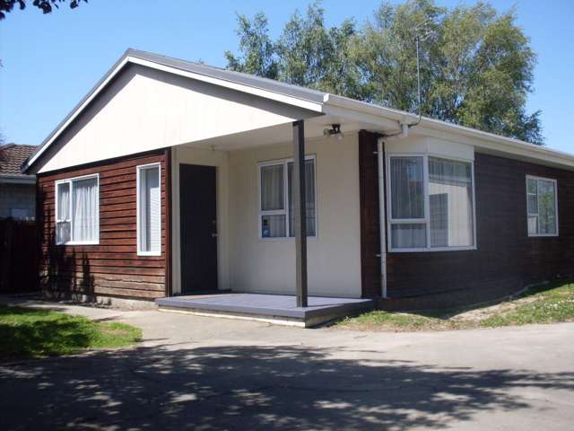Great Location Awaiting New Family