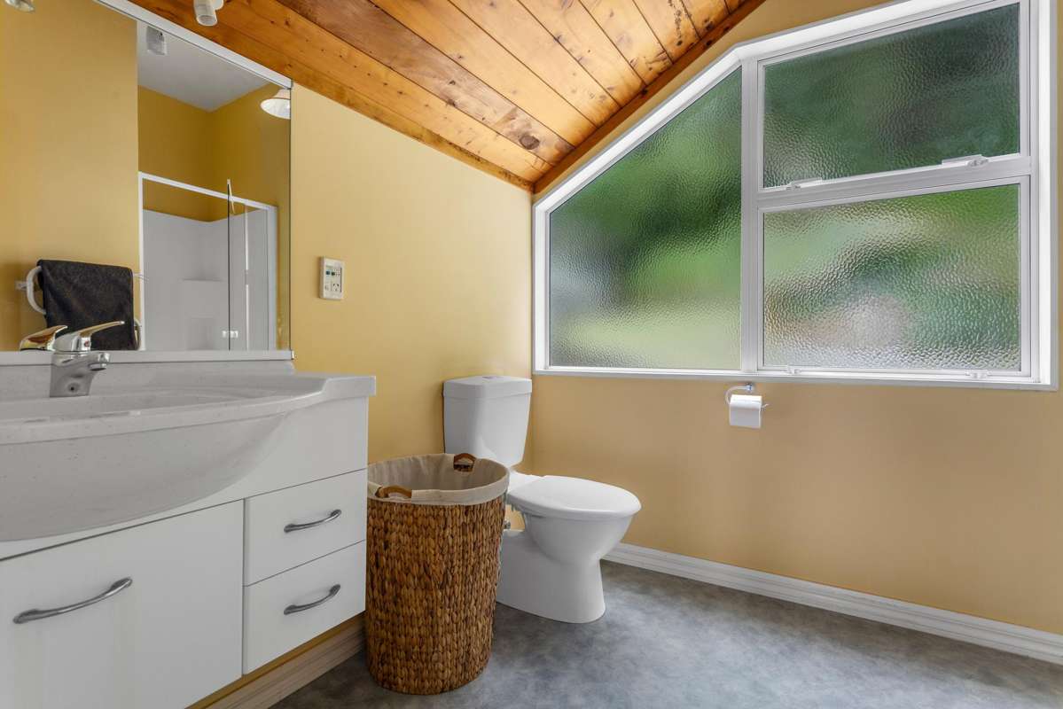 198 Pohutukawa Avenue_3