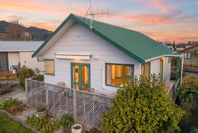 14 Fernlea Rise Richmond_17