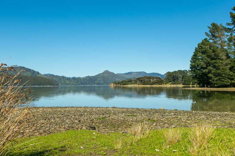 5804 Kenepuru Road Kenepuru Sound_18