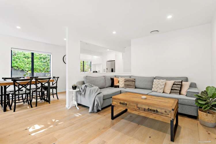 12/71 Fernhill Way Oteha_2